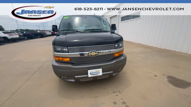 Used 2021 Chevrolet Express 2500 LS w/ Enhanced Convenience Package RWD image 3