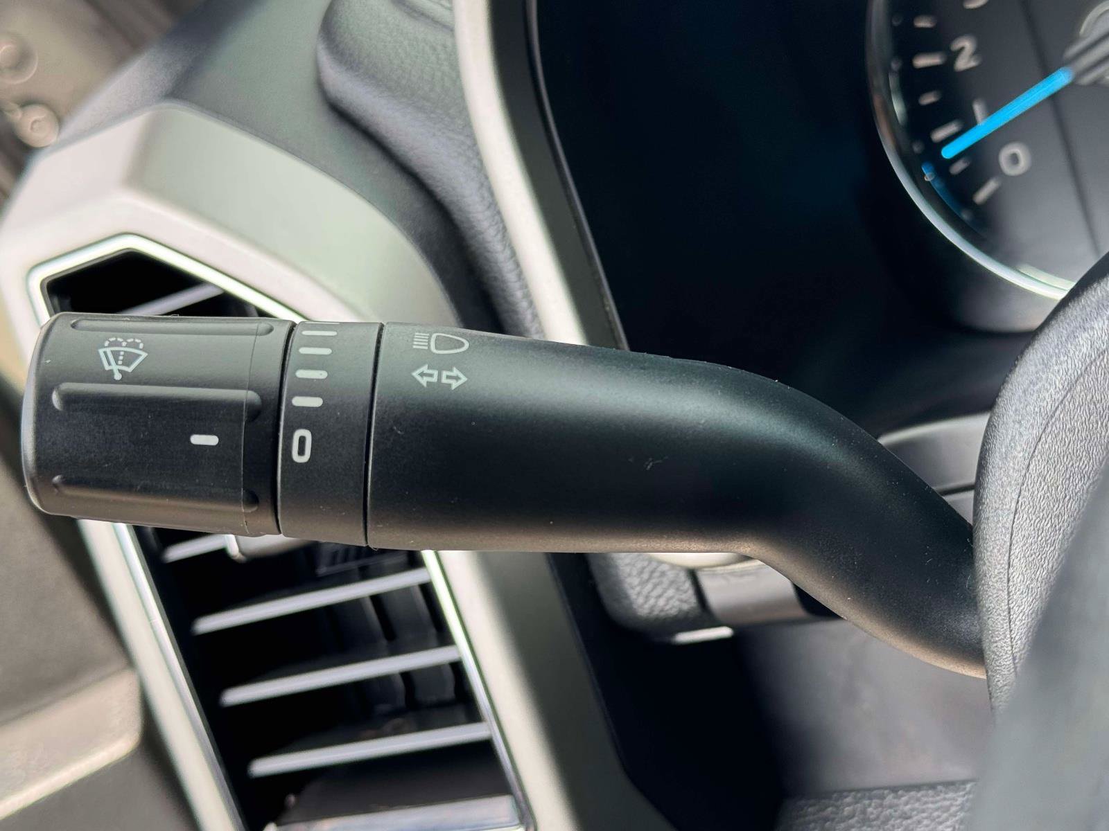 Used 2019 Ford F150 Lariat AWD/4WD image 22