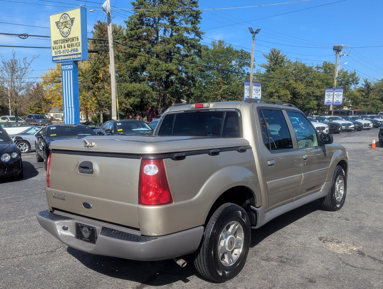 Used 2003 Ford Explorer Sport Trac XLT image 7