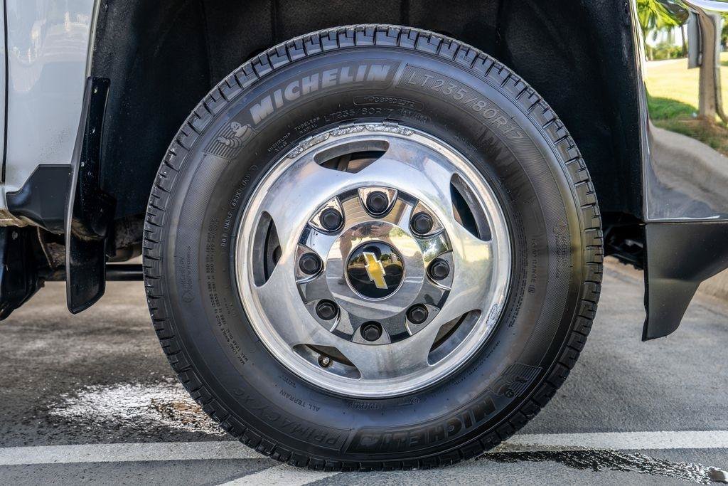 Used 2019 Chevrolet Silverado 3500 LT w/ LT Convenience Package AWD/4WD image 26