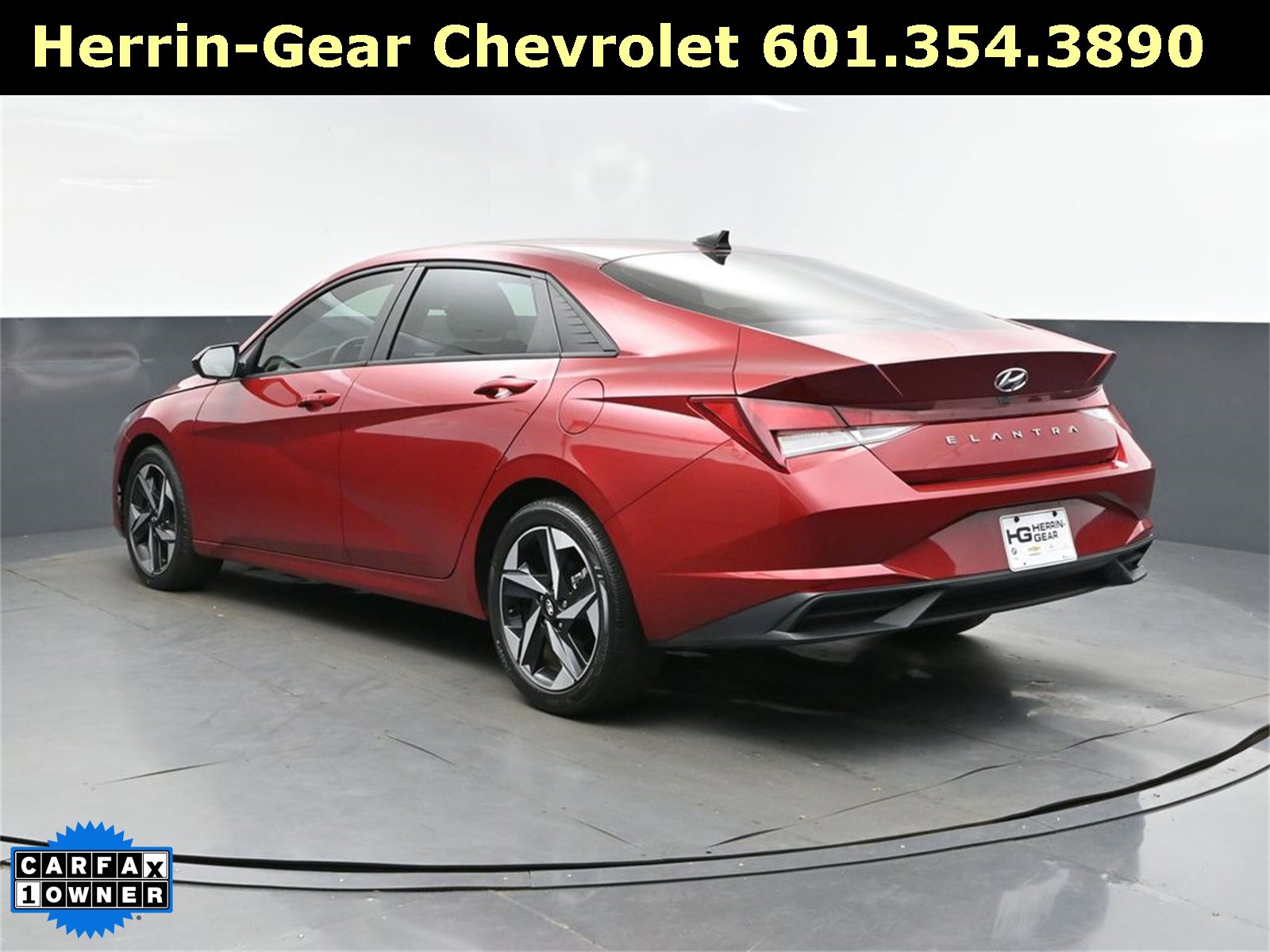 Used 2023 Hyundai Elantra SEL w/ Convenience Package image 5