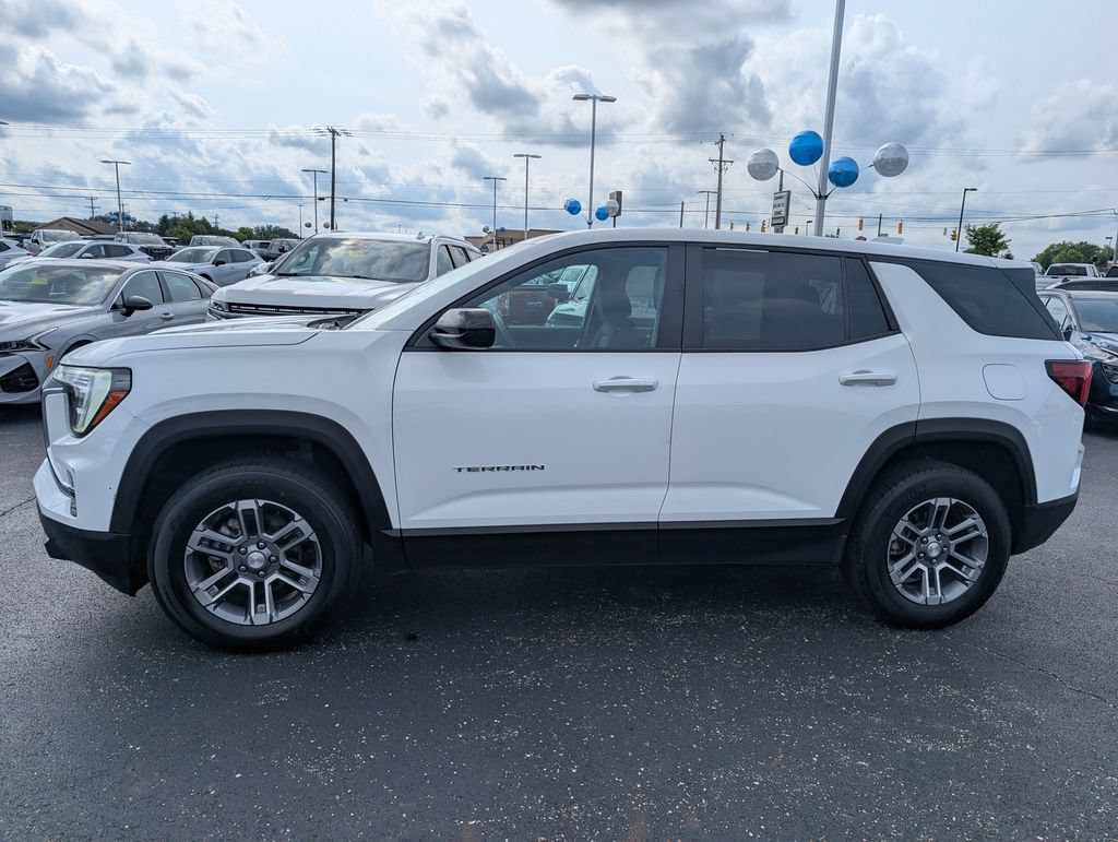 Used 2026 GMC Terrain Elevation FWD image 4