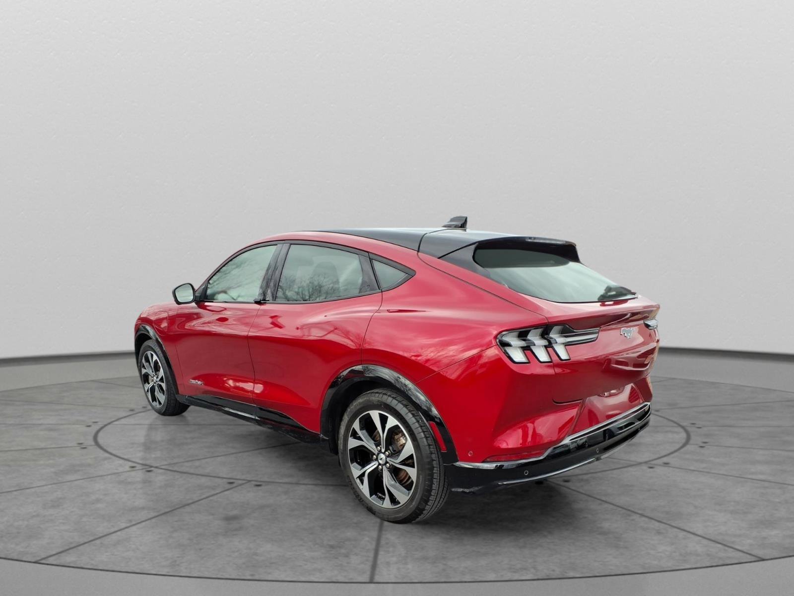 Used 2021 Ford Mustang Mach-E Premium image 6