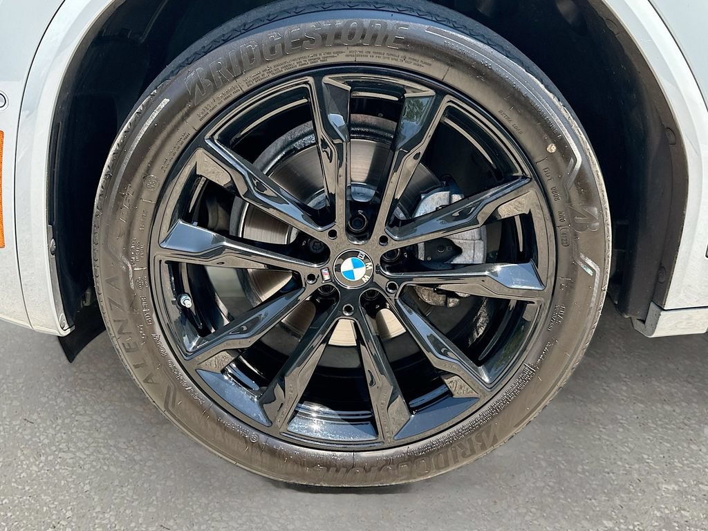 Used 2024 BMW X4 xDrive30i w/ Premium Package AWD/4WD image 33