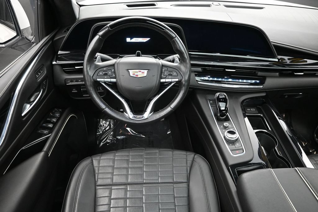 Used 2023 Cadillac Escalade V w/ LPO, ONYX Package AWD/4WD image 12