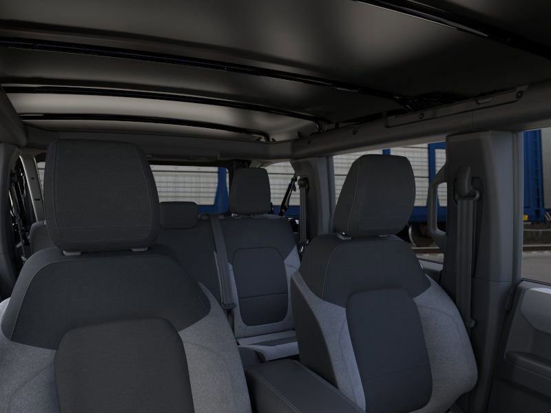 New 2025 Ford Bronco 4-Door image 29