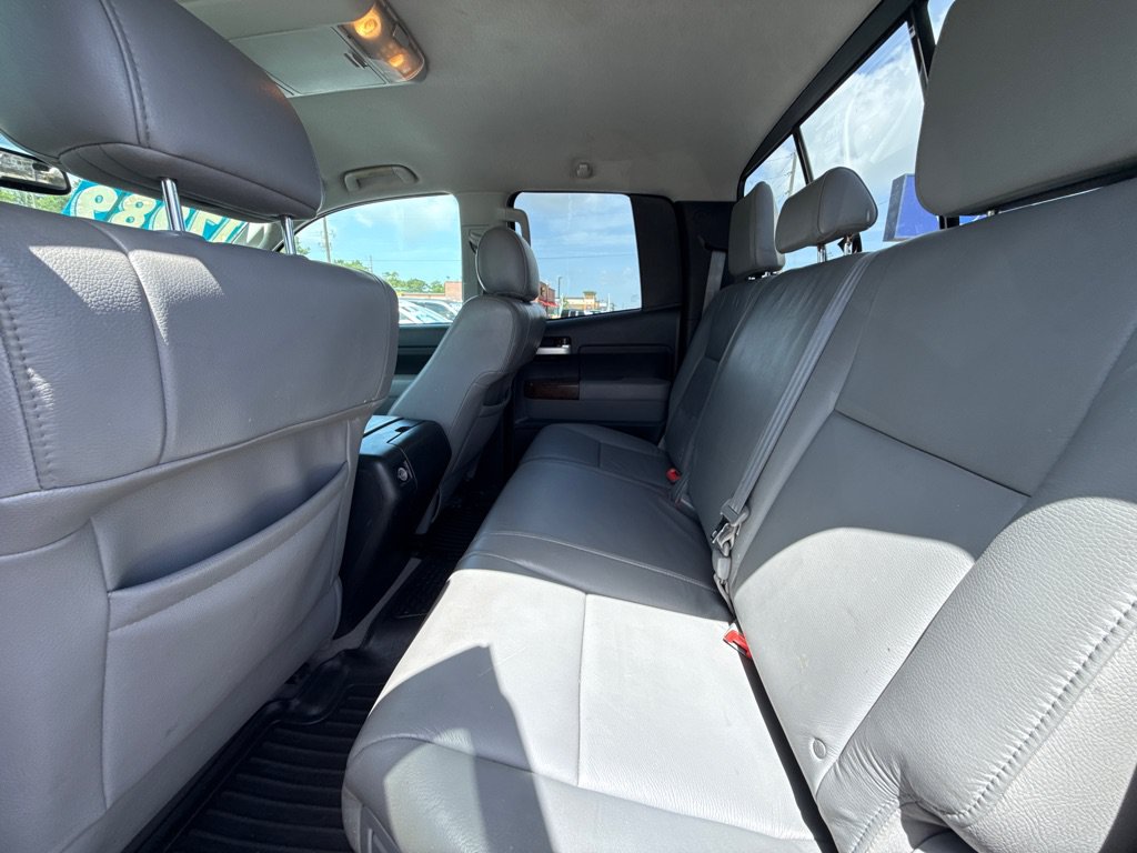 Used 2011 Toyota Tundra Limited w/ Memory Pkg AWD/4WD image 11