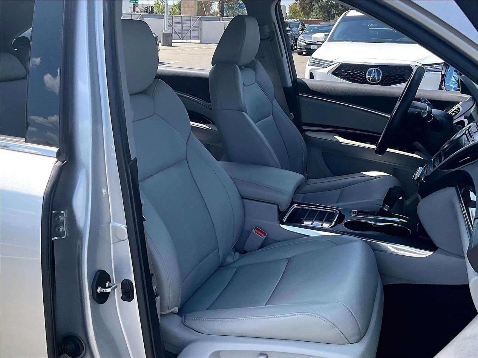 Used 2015 Acura MDX FWD image 10