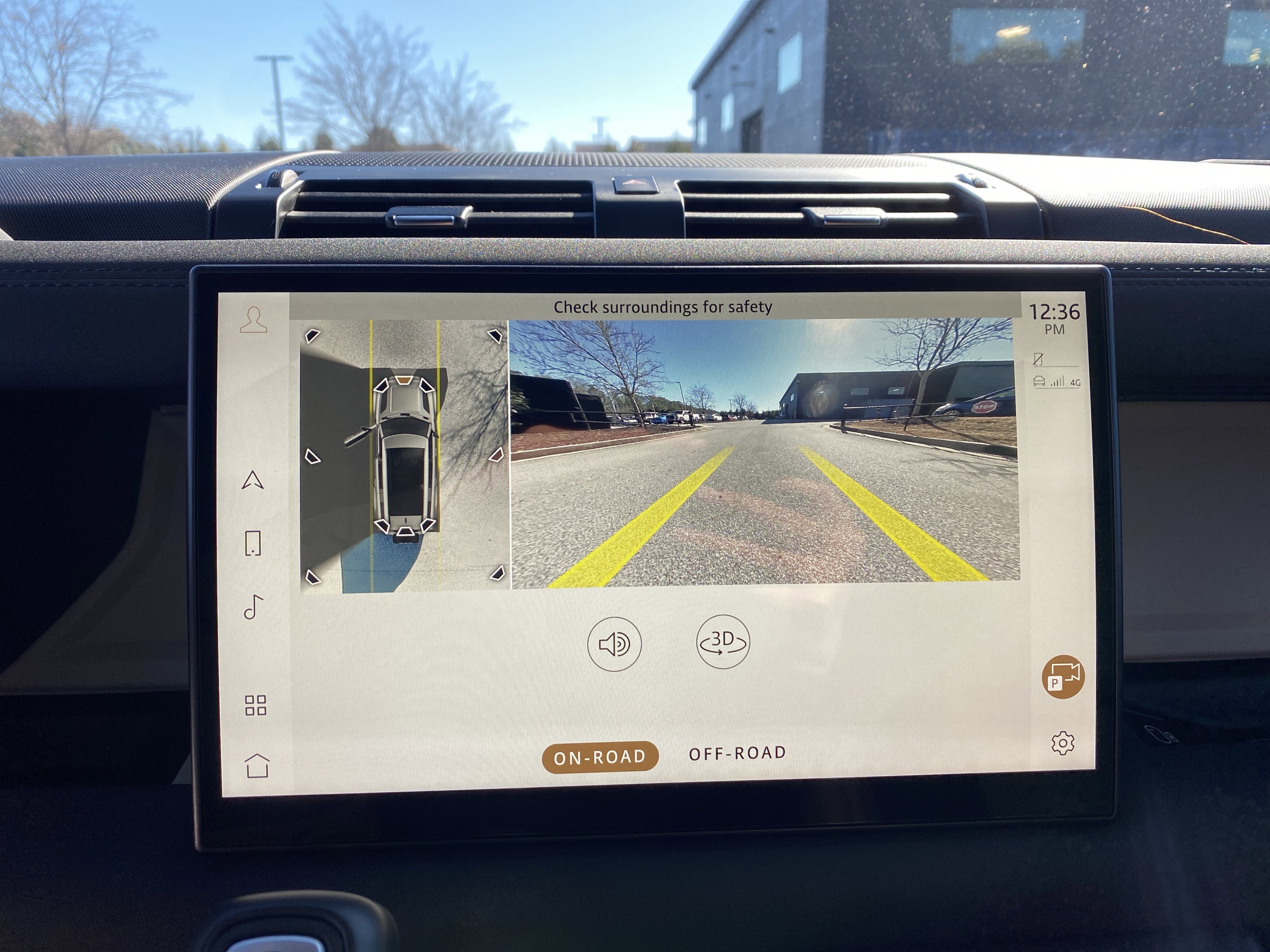 Used 2023 Land Rover Defender 130 X-Dynamic SE image 71