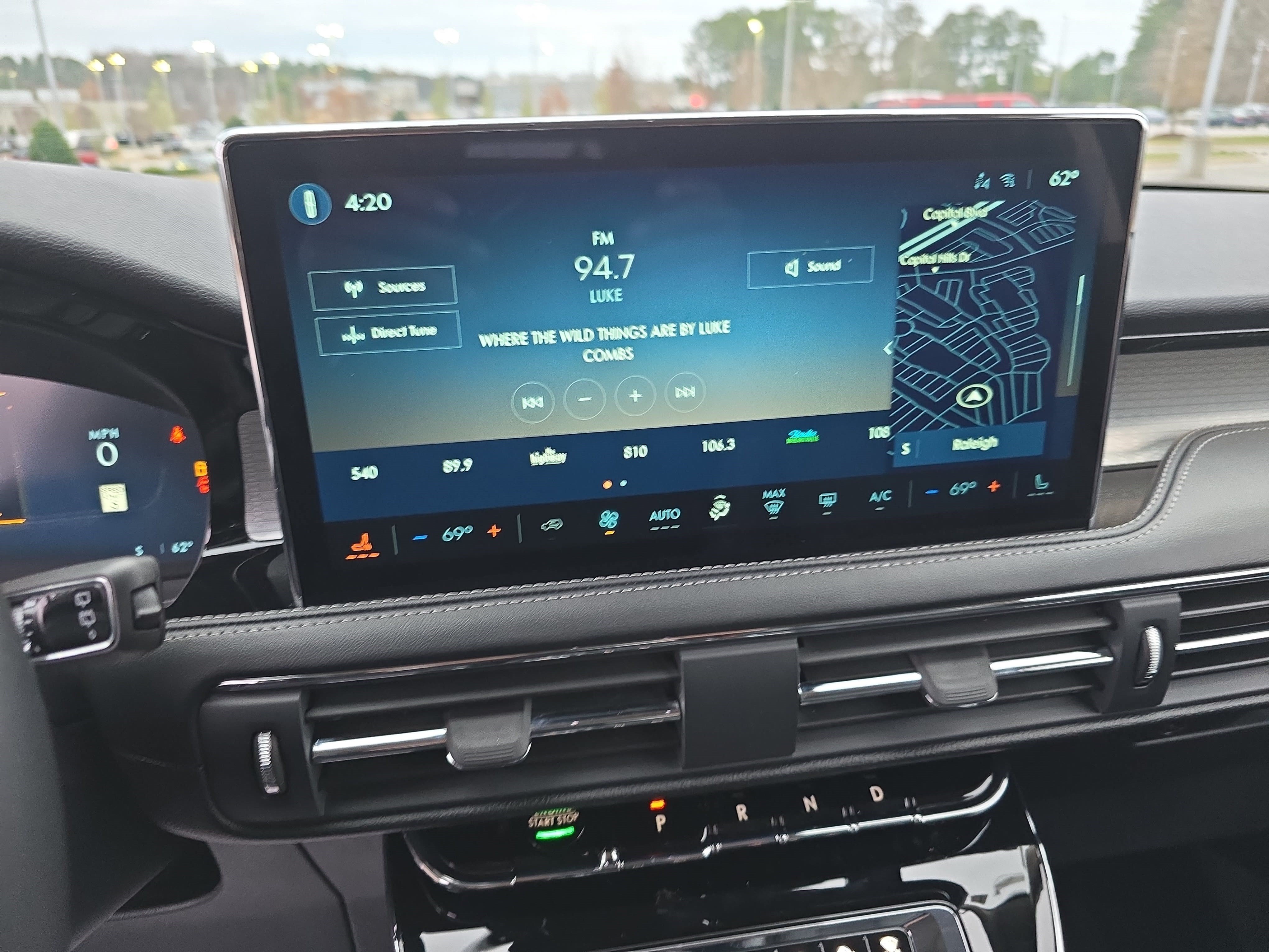 New 2026 Lincoln Corsair Premiere AWD/4WD image 19