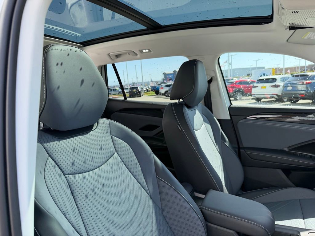 New 2026 Volkswagen Tiguan SE AWD/4WD image 19