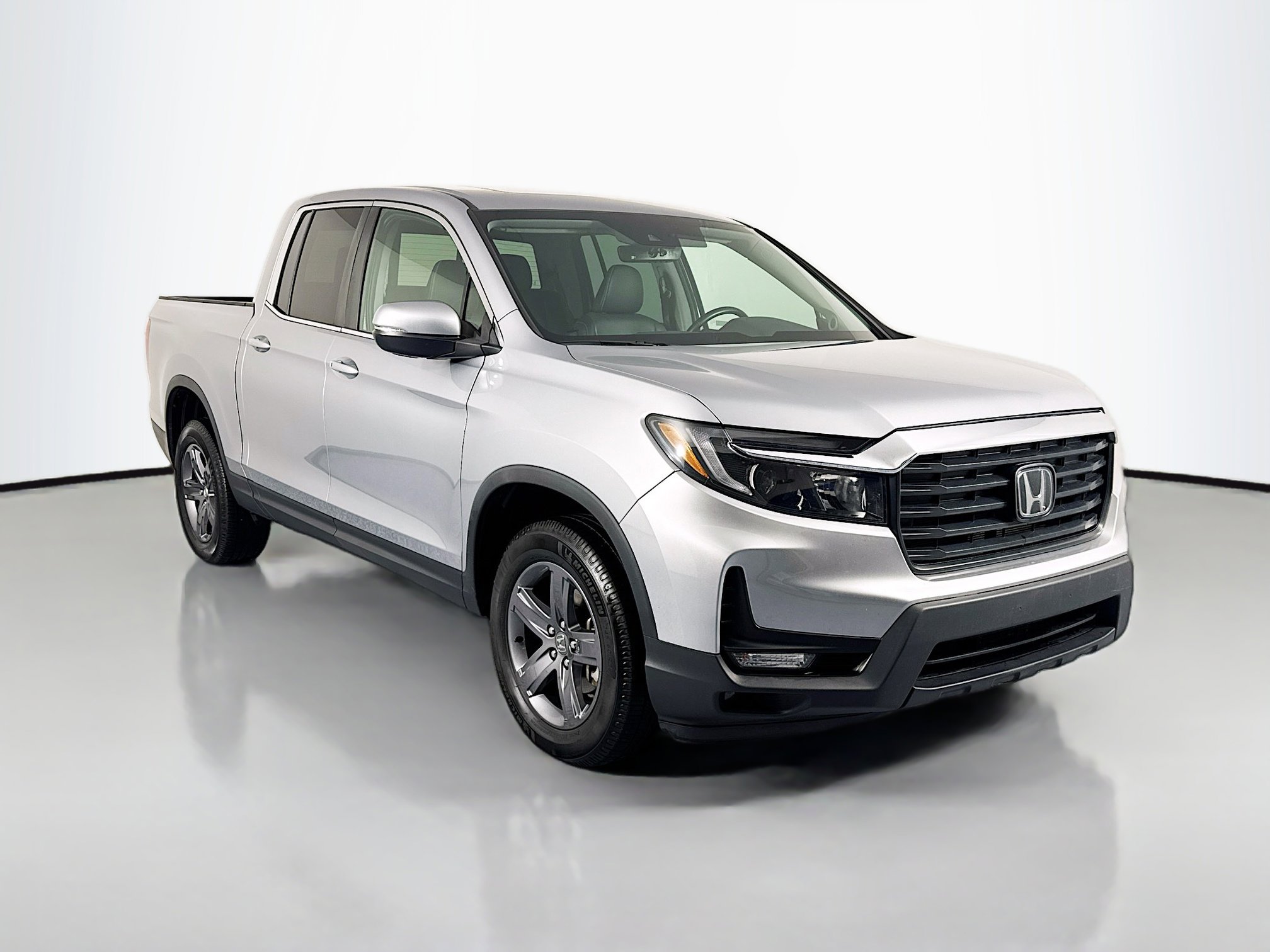 Certified 2023 Honda Ridgeline RTL image 3