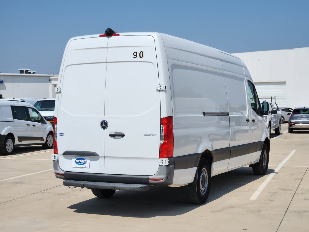 Used 2023 Mercedes-Benz Sprinter 2500 image 7