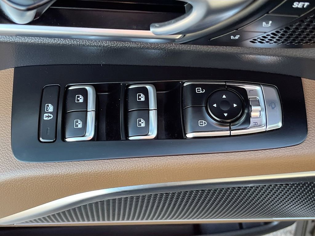 Used 2022 Kia Telluride SX w/ SX Prestige Package image 18