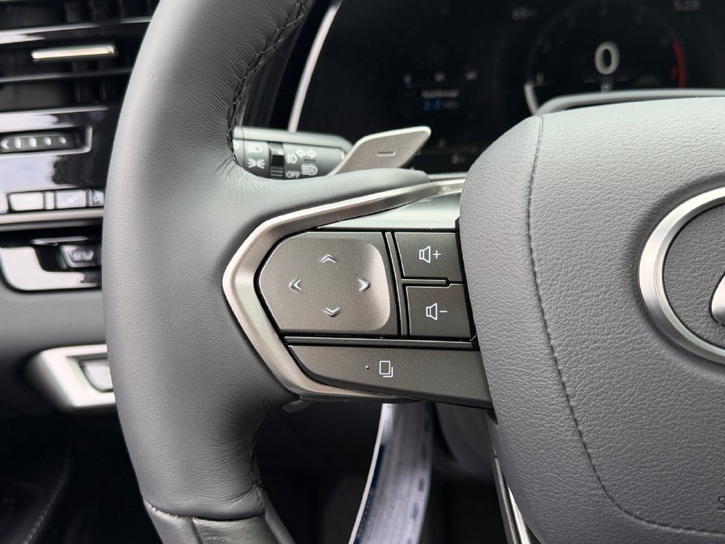 New 2026 Lexus RX 350 Premium Plus AWD/4WD image 16