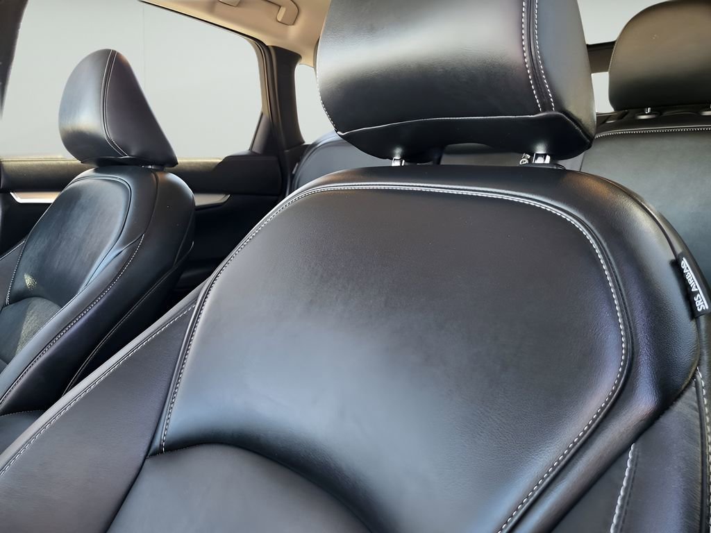 Used 2021 INFINITI QX50 Luxe w/ Accent Package image 17