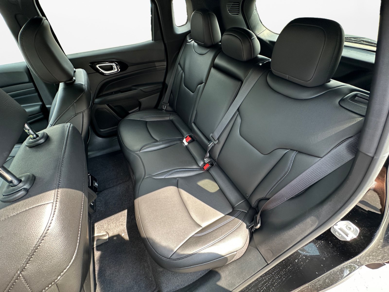 New 2026 Jeep Compass Limited AWD/4WD image 15