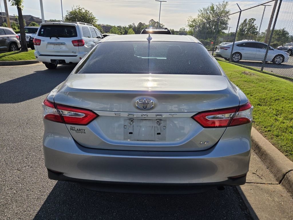 Used 2020 Toyota Camry LE FWD image 8