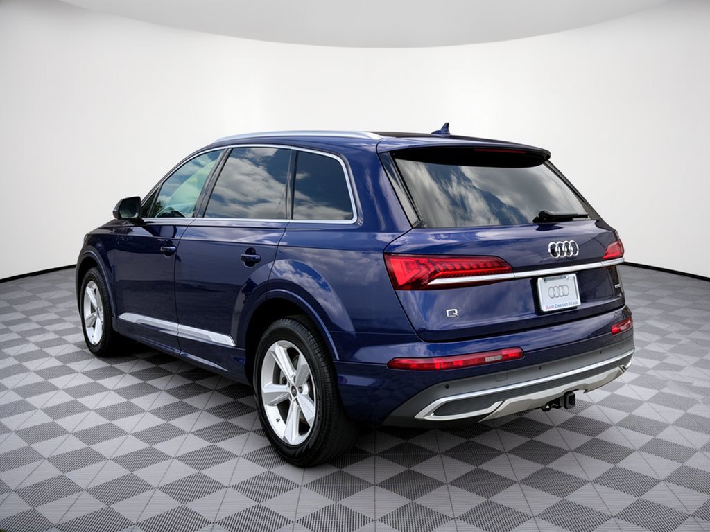 Used 2023 Audi Q7 2.0T Premium w/ Convenience Package AWD/4WD image 3
