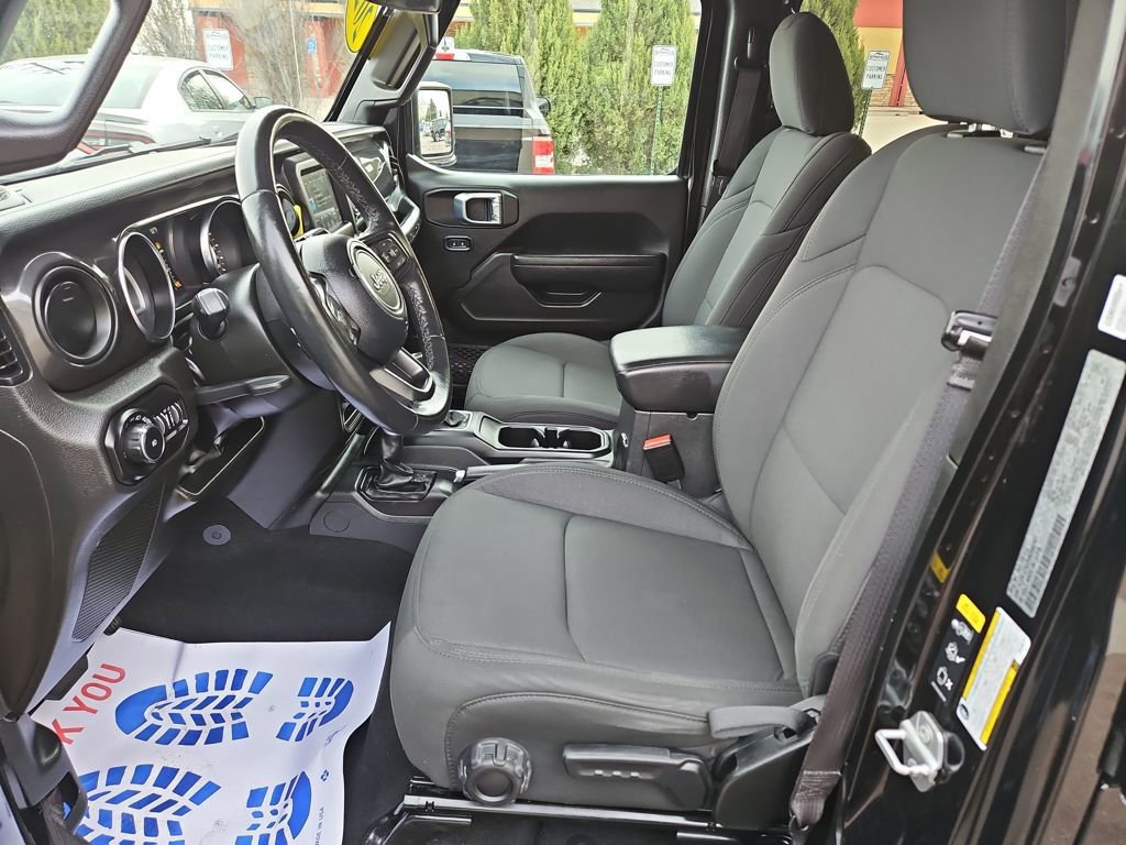Used 2021 Jeep Wrangler Unlimited Sport w/ Technology Group image 9