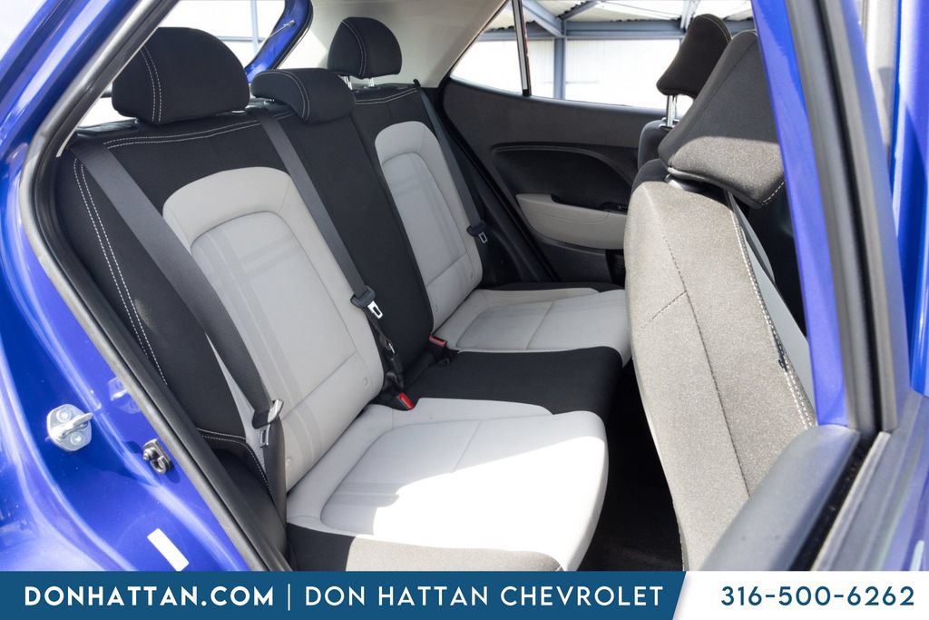 Used 2025 Hyundai Venue SEL FWD image 20