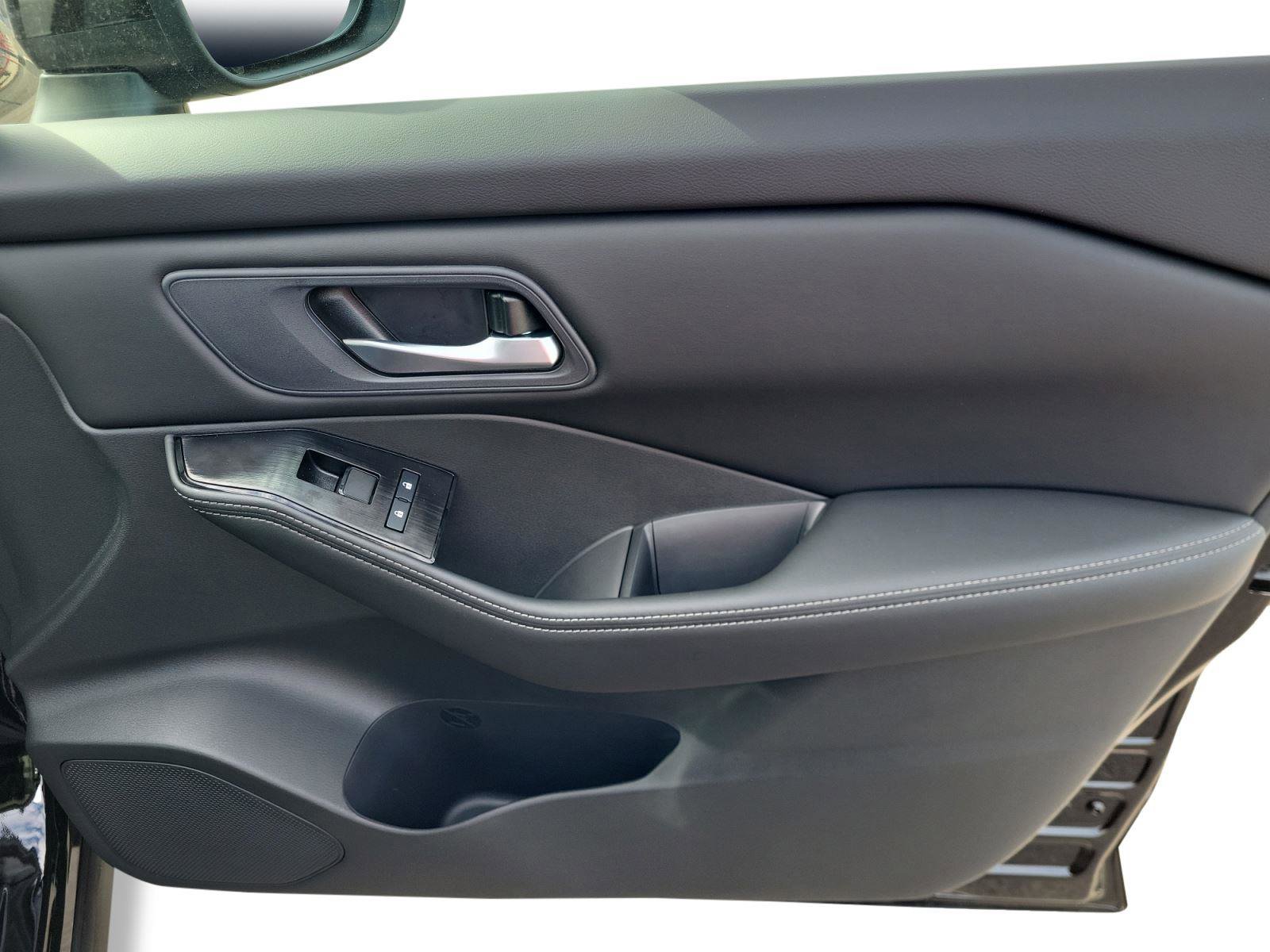 New 2026 Nissan Rogue SV w/ Cold Weather Package image 26