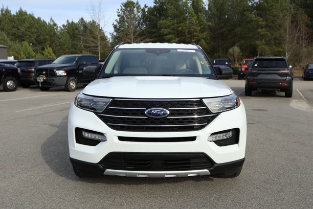 Used 2023 Ford Explorer XLT w/ Equipment Group 202A image 2