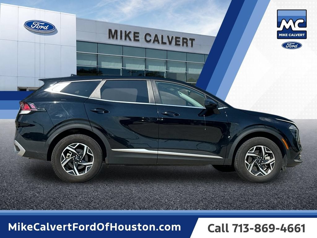 Used 2025 Kia Sportage LX AWD/4WD image 6