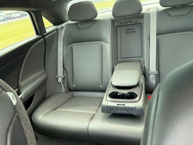 Used 2024 Lucid Air Touring AWD/4WD image 24