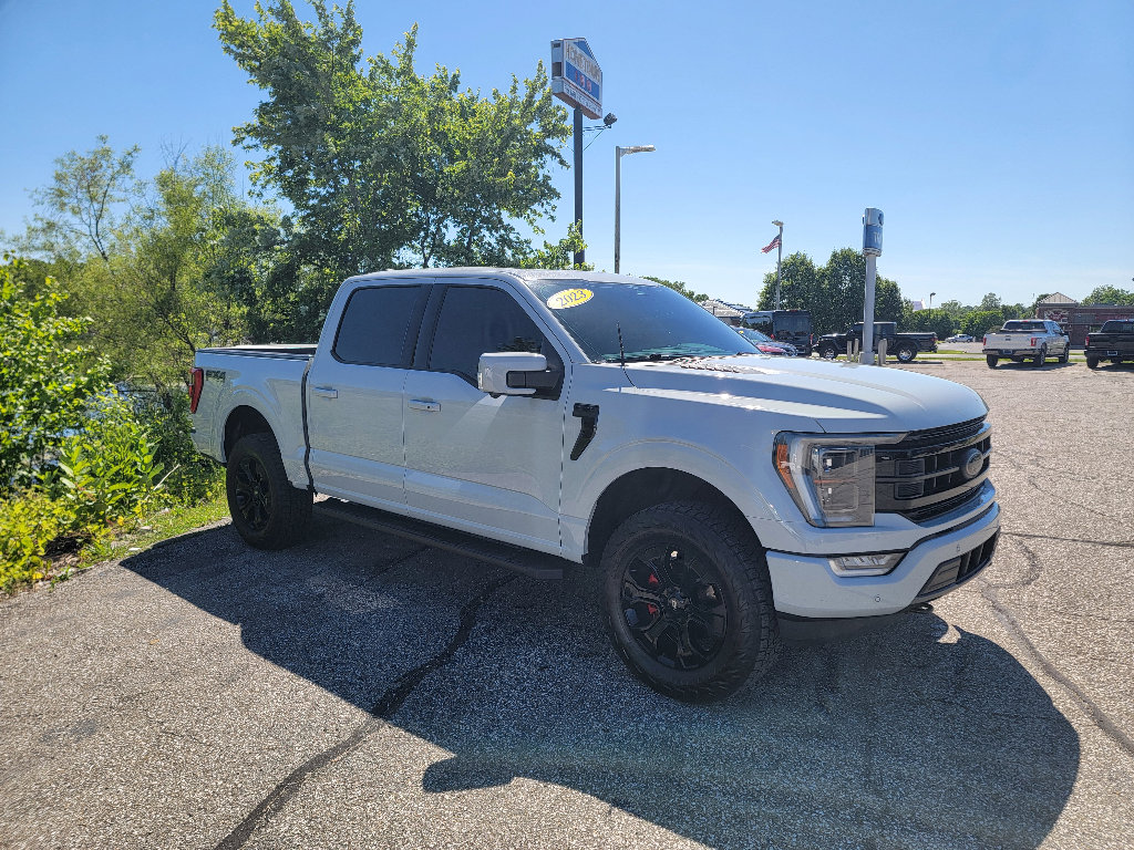 Used 2023 Ford F150 Lariat w/ Equipment Group 502A High AWD/4WD image 3