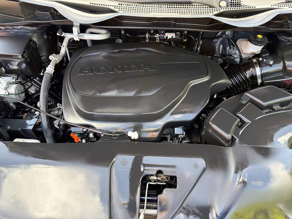 Certified 2024 Honda Odyssey Touring image 36