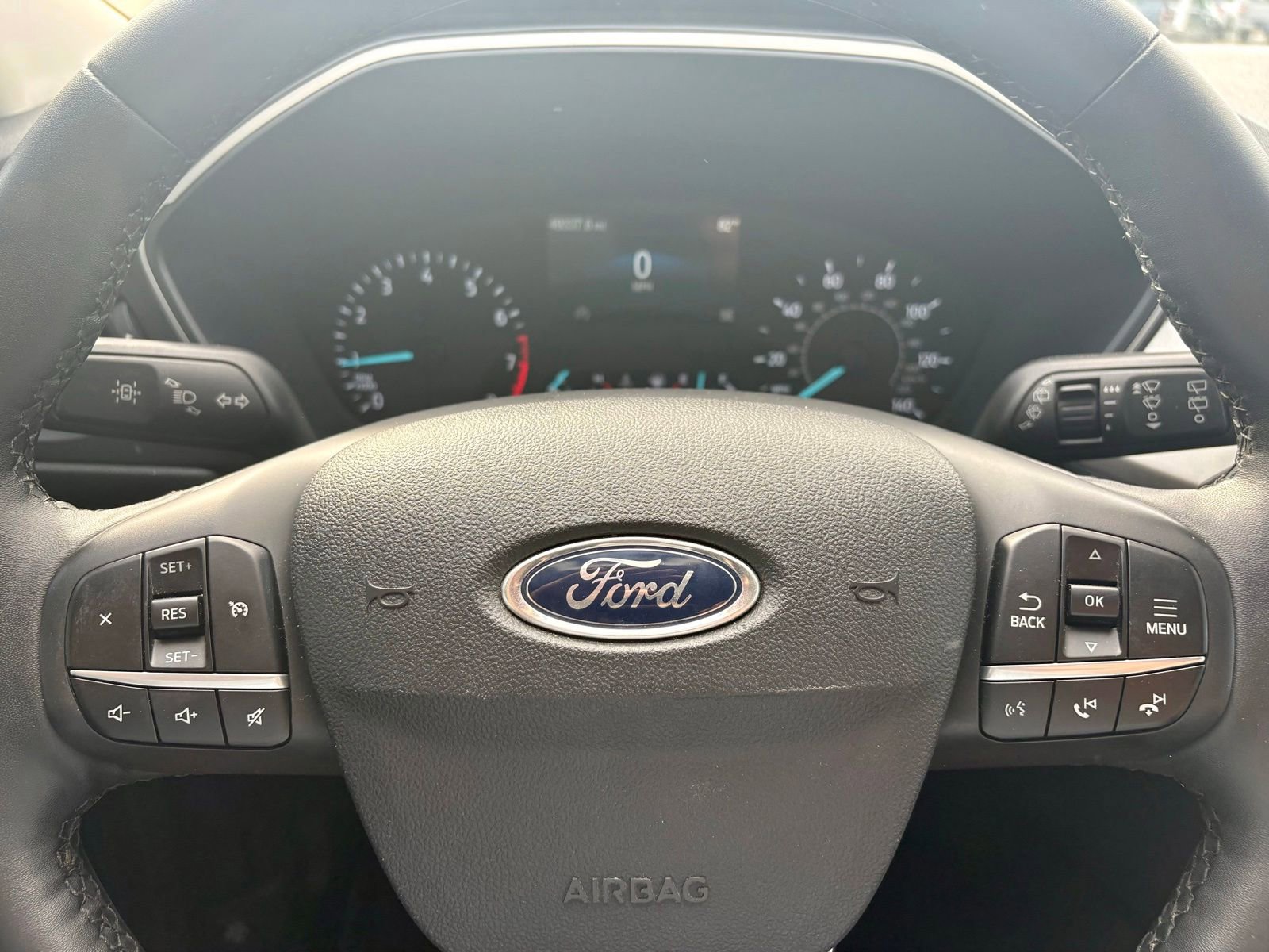 Used 2022 Ford Escape SE w/ Convenience Package FWD image 14