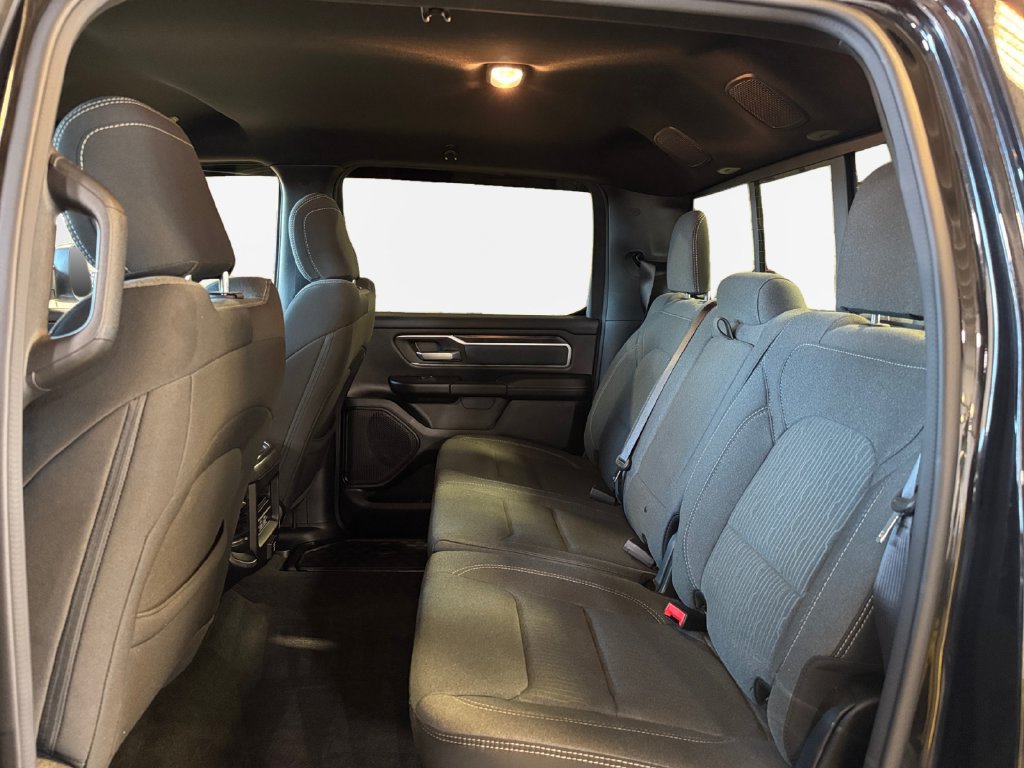Used 2022 RAM 1500 Big Horn AWD/4WD image 24