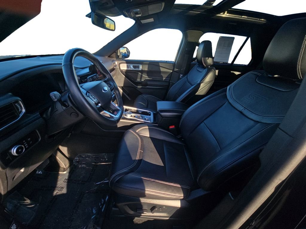 Used 2023 Ford Explorer ST w/ Equipment Group 401A image 11