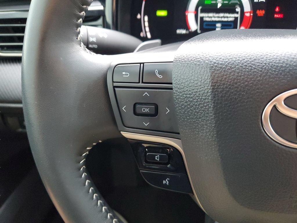 Certified 2026 Toyota Camry SE FWD image 19