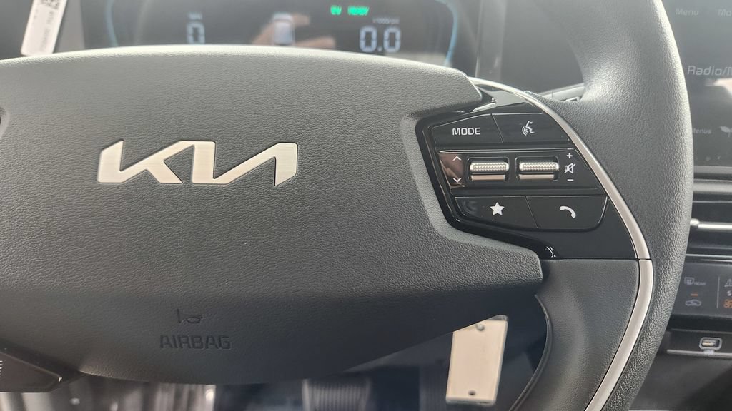 New 2026 Kia Niro LX FWD image 23