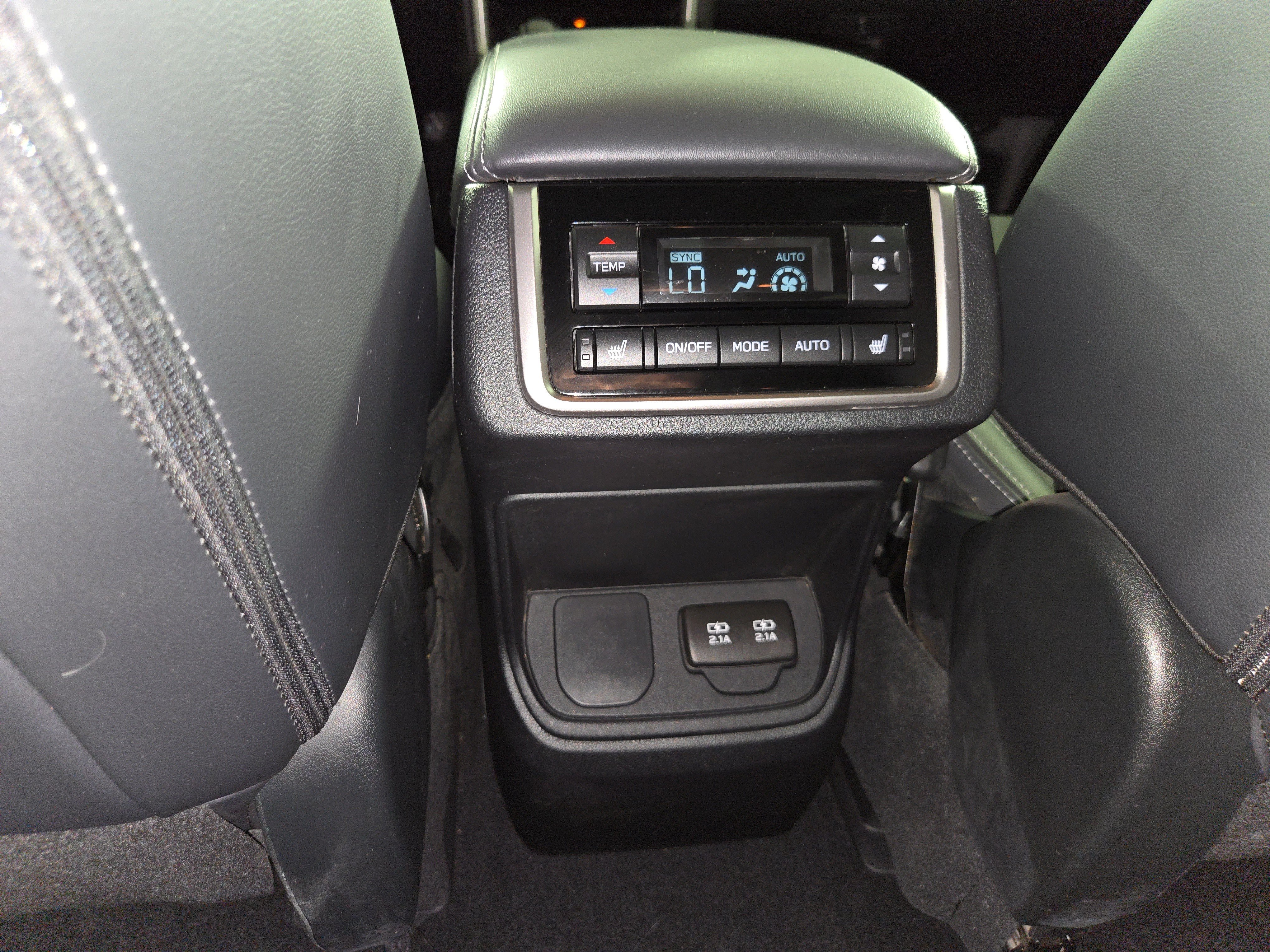 Used 2020 Subaru Ascent Limited AWD/4WD image 18