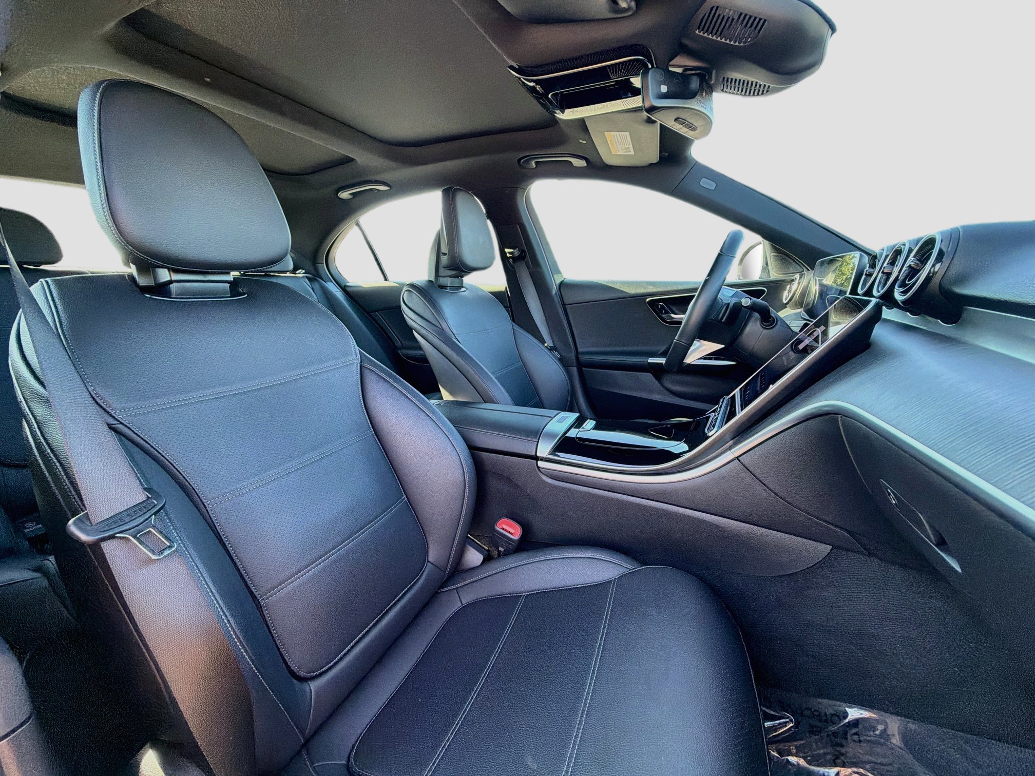 Used 2025 Mercedes-Benz C 300 4MATIC Sedan image 16