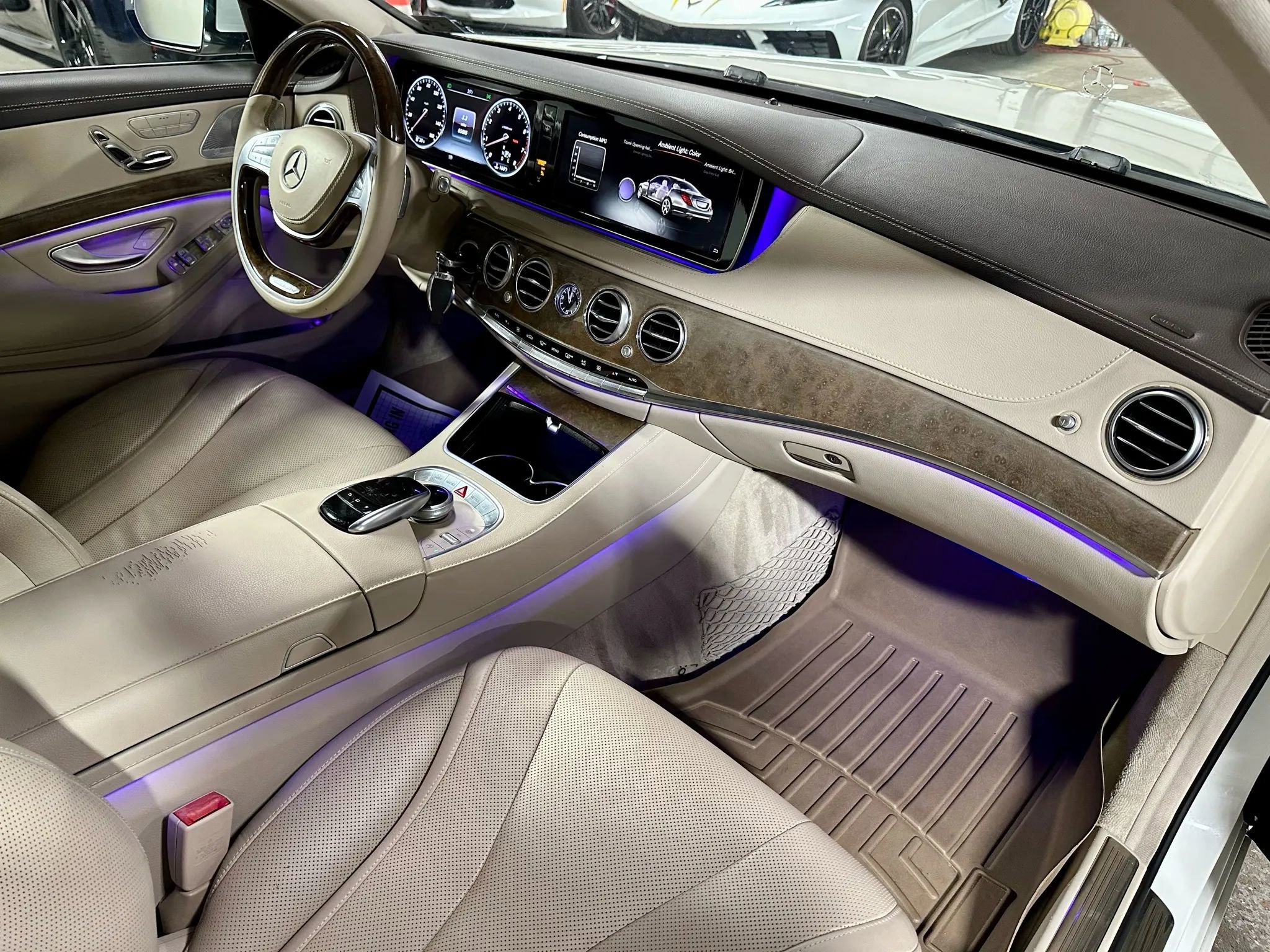 Used 2015 Mercedes-Benz S 550 Sedan image 23