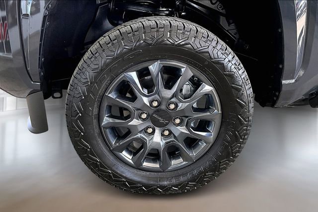 Used 2025 Toyota Tacoma SR5 image 28