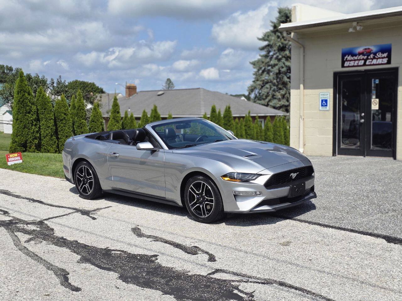 Used 2020 Ford Mustang Premium RWD image 2