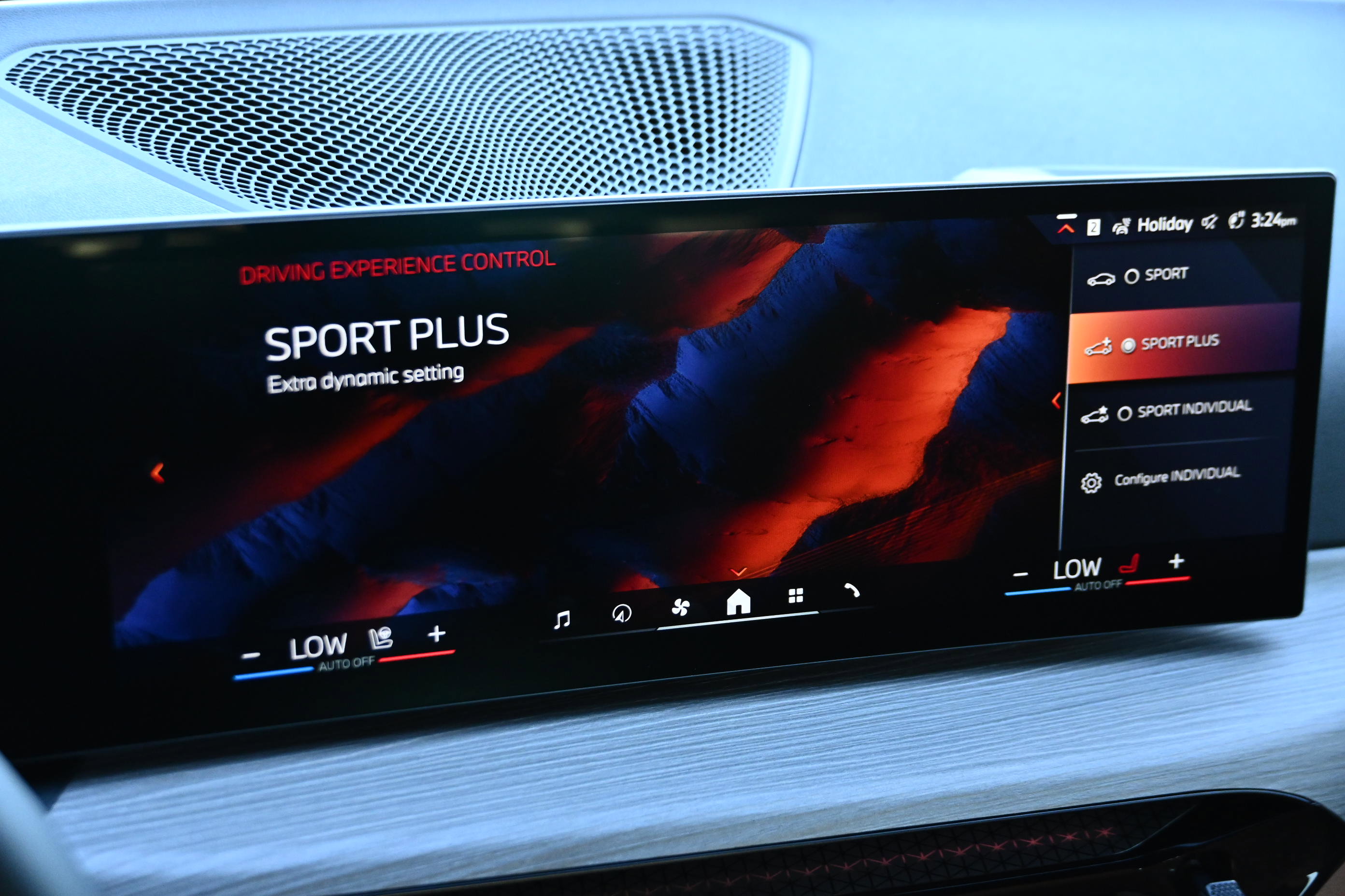 New 2026 BMW 430i xDrive Convertible w/ Premium Package image 25