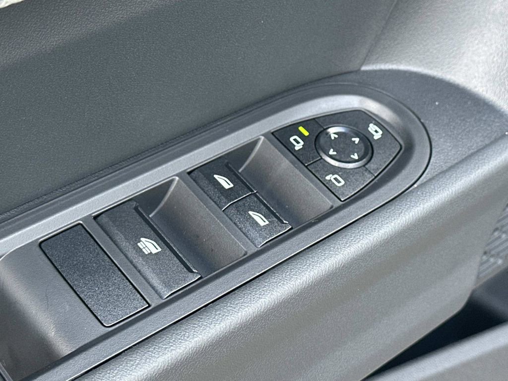 New 2026 MINI Cooper S image 21