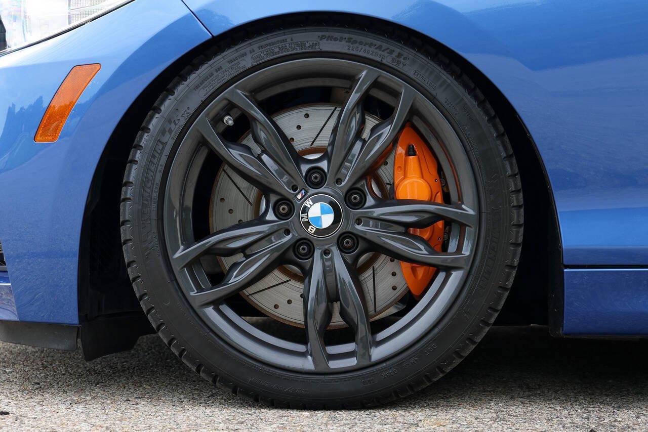 Used 2017 BMW M240i Coupe RWD image 7