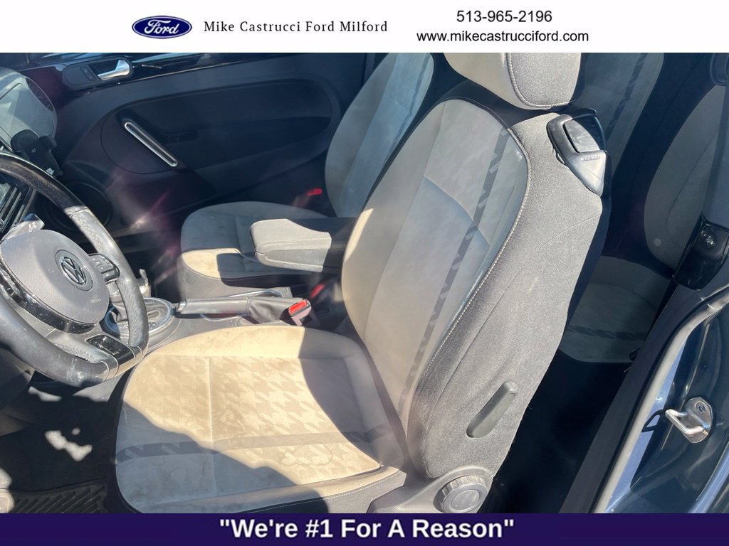 Used 2018 Volkswagen Beetle 2.0T Coast FWD image 5