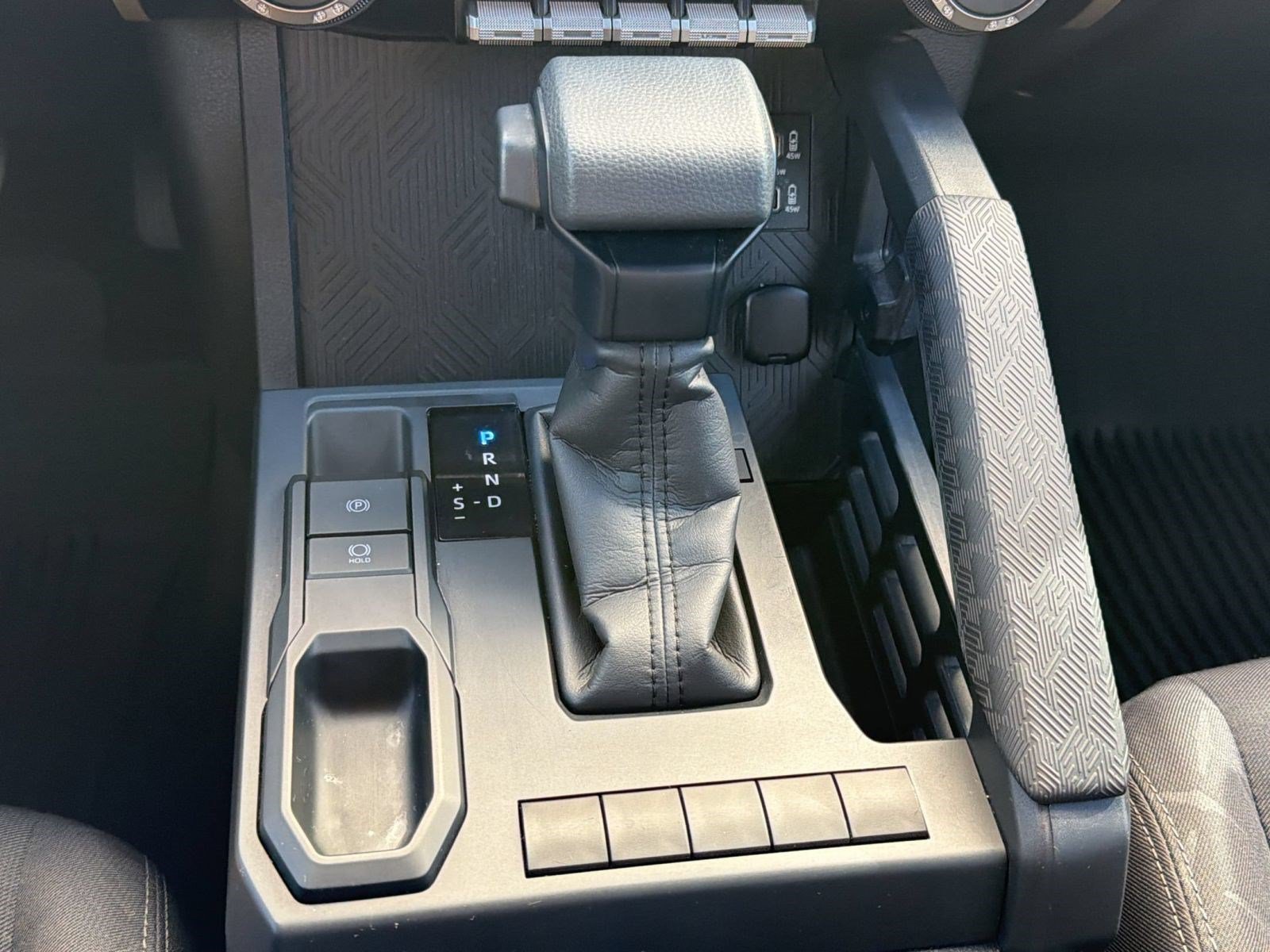 Used 2026 Toyota Tacoma SR RWD image 19