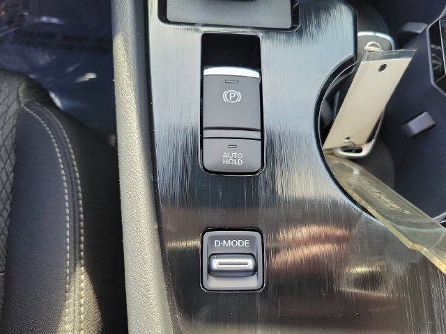 New 2026 Nissan Rogue SV FWD image 22