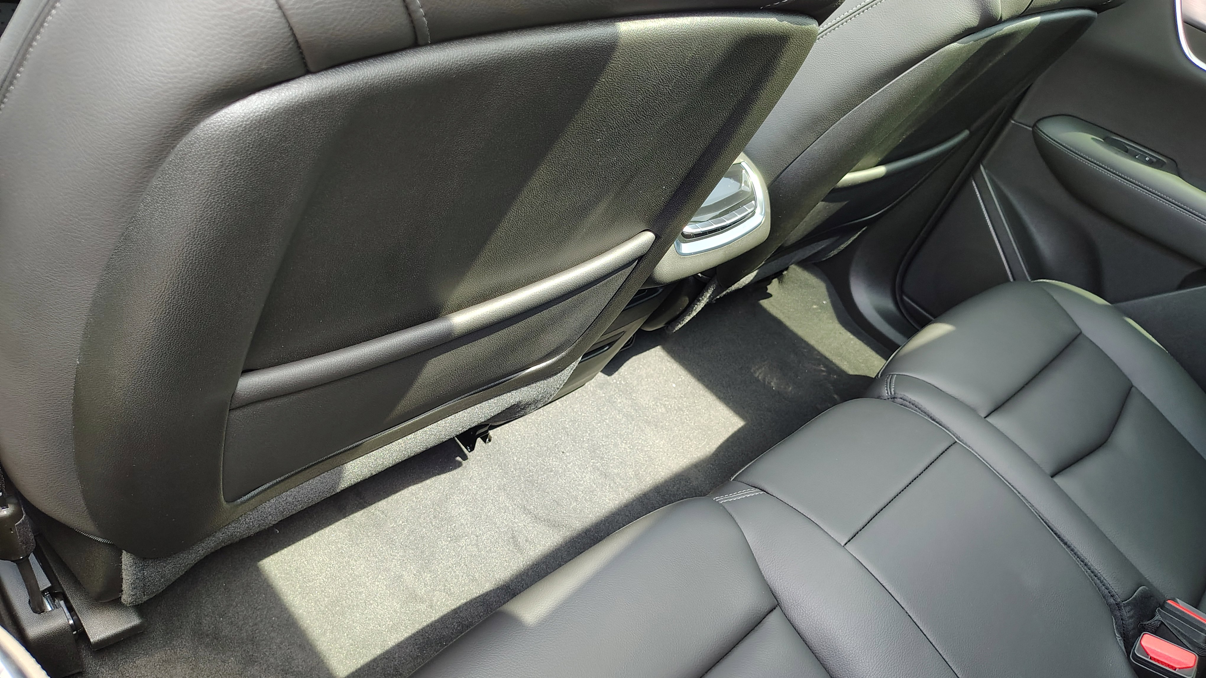 New 2025 Cadillac XT6 Luxury w/ LPO, Premium Carpet Package image 37