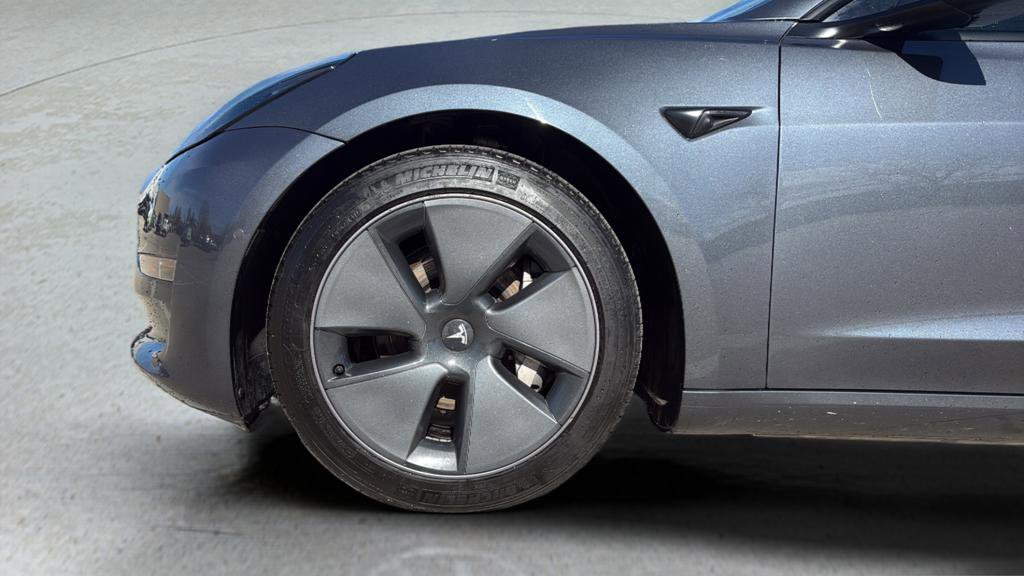 Used 2021 Tesla Model 3 Long Range image 13