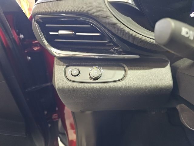 Used 2024 Buick Envista Sport Touring w/ Convenience I Package image 12